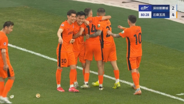 玉昆4-2領(lǐng)先新鵬城！杜加利奇冒頂，徐宏杰得球抽射破門