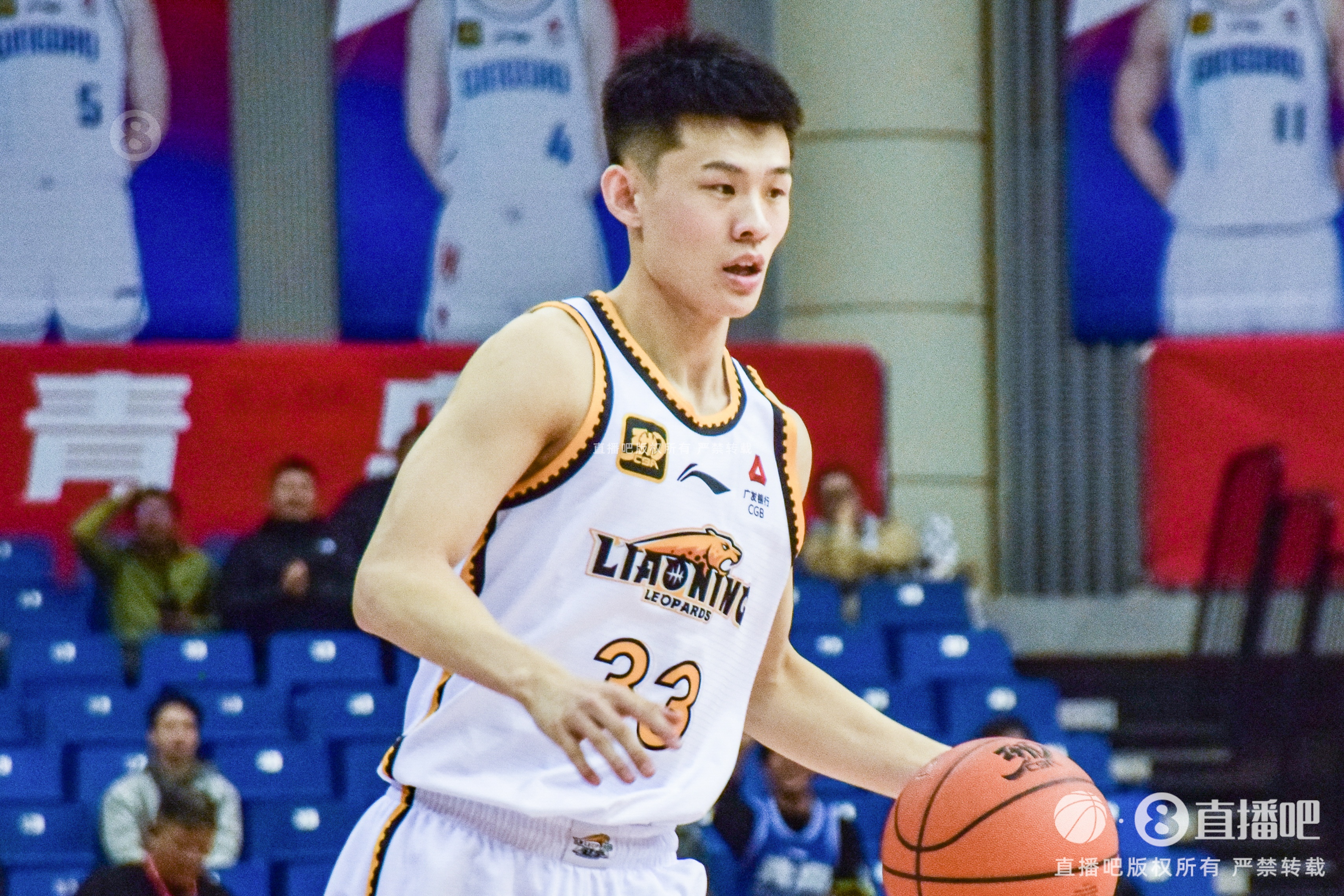 太準(zhǔn)了！王嵐嵚半場4記三分球拿下12分2板2助1斷