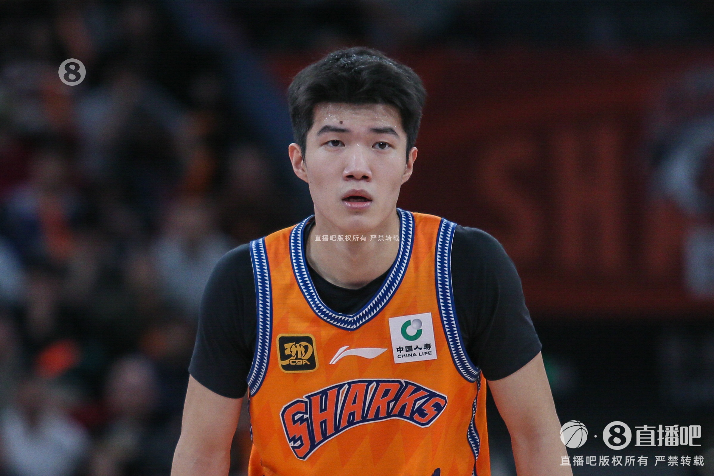 率先發(fā)力！偰李永煒首節(jié)5中4拿到11分 三分4中3