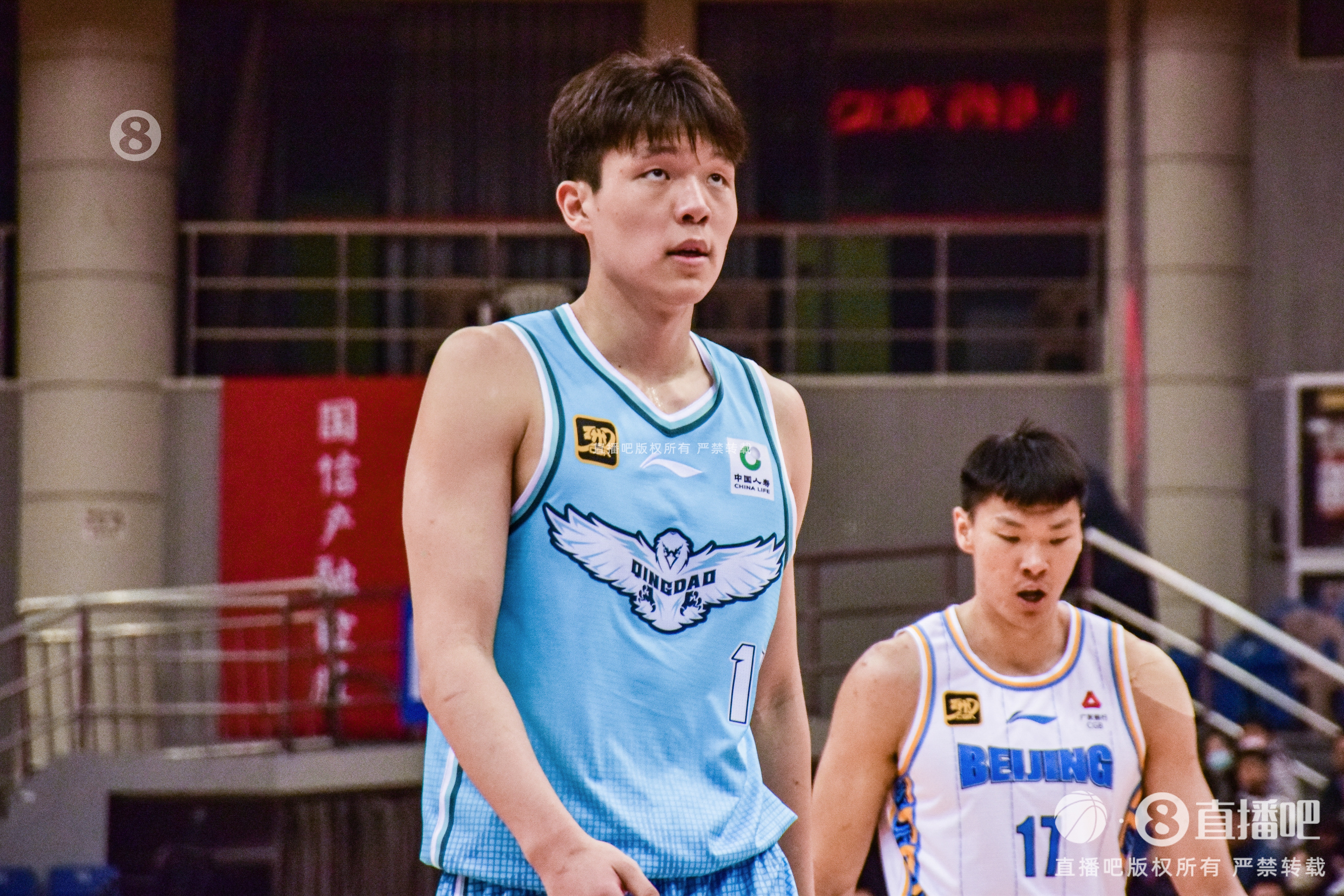媒體人：楊瀚森跑動(dòng)打法更適配 畢竟赴美后低位單打機(jī)會(huì)寥寥無(wú)幾